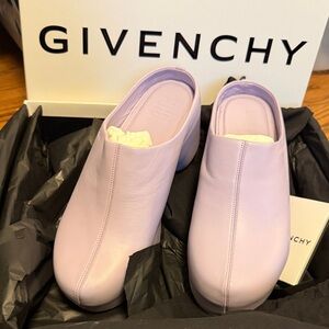 GIVENCHY bezoose calf leather low clog in lilac - size 39